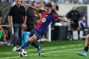 开云官网-罗马诺：科莫将600万欧买断巴萨小将瓦莱，小法将其视为关键球员