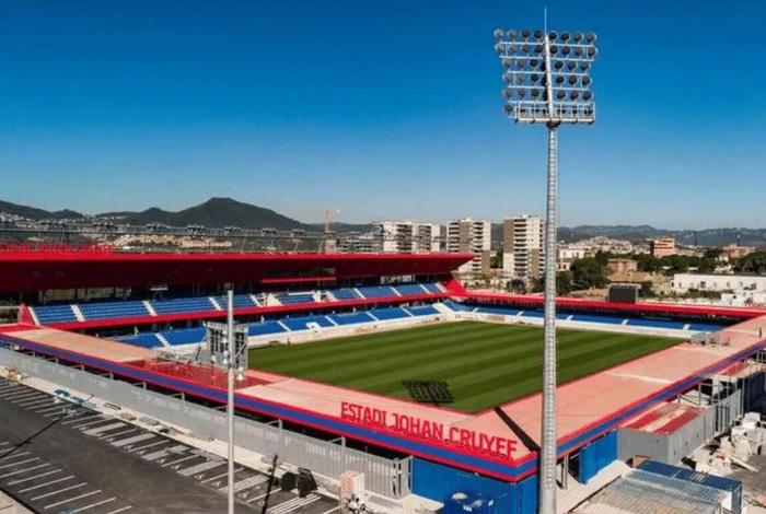 开云体育官网-巴萨主场临时改至克鲁伊夫球场，新诺坎普启用再推迟