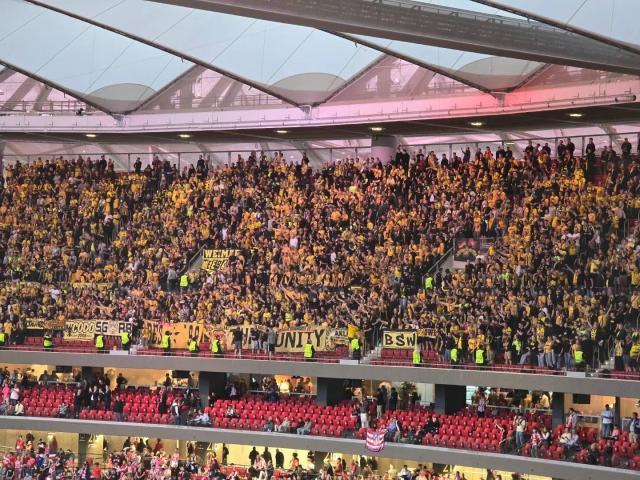 1712799934259035333.jpg 171712795790_.pic.jpg